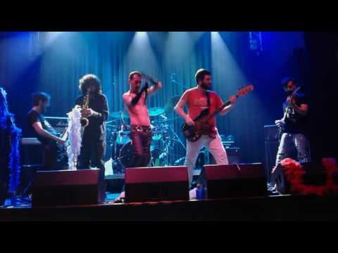 Miniatura del vídeo de THE STRAWMEN +SEXTYNICE