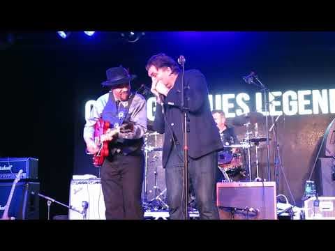 Miniatura del vídeo de JOHN PRIMER AND GILES ROBSON BAND