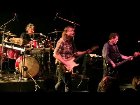 Miniatura del vídeo de BAND OF FRIENDS
