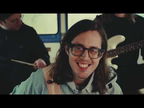 Miniatura del vídeo de CLOUD NOTHINGS