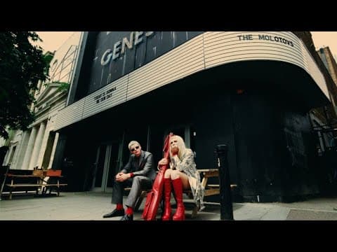 Miniatura del vídeo de THE MOLOTOVS