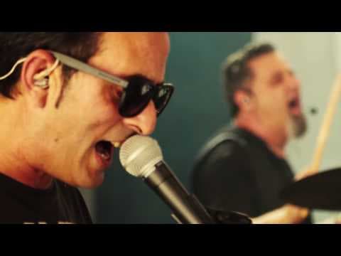 Miniatura del vídeo de DEFECTO DE FORMA (Tributo Loquillo)