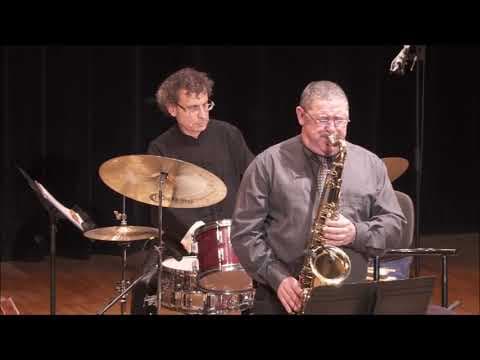 Miniatura del vídeo de QUARTER NOTE