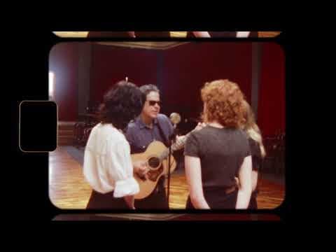 Miniatura del vídeo de M. WARD