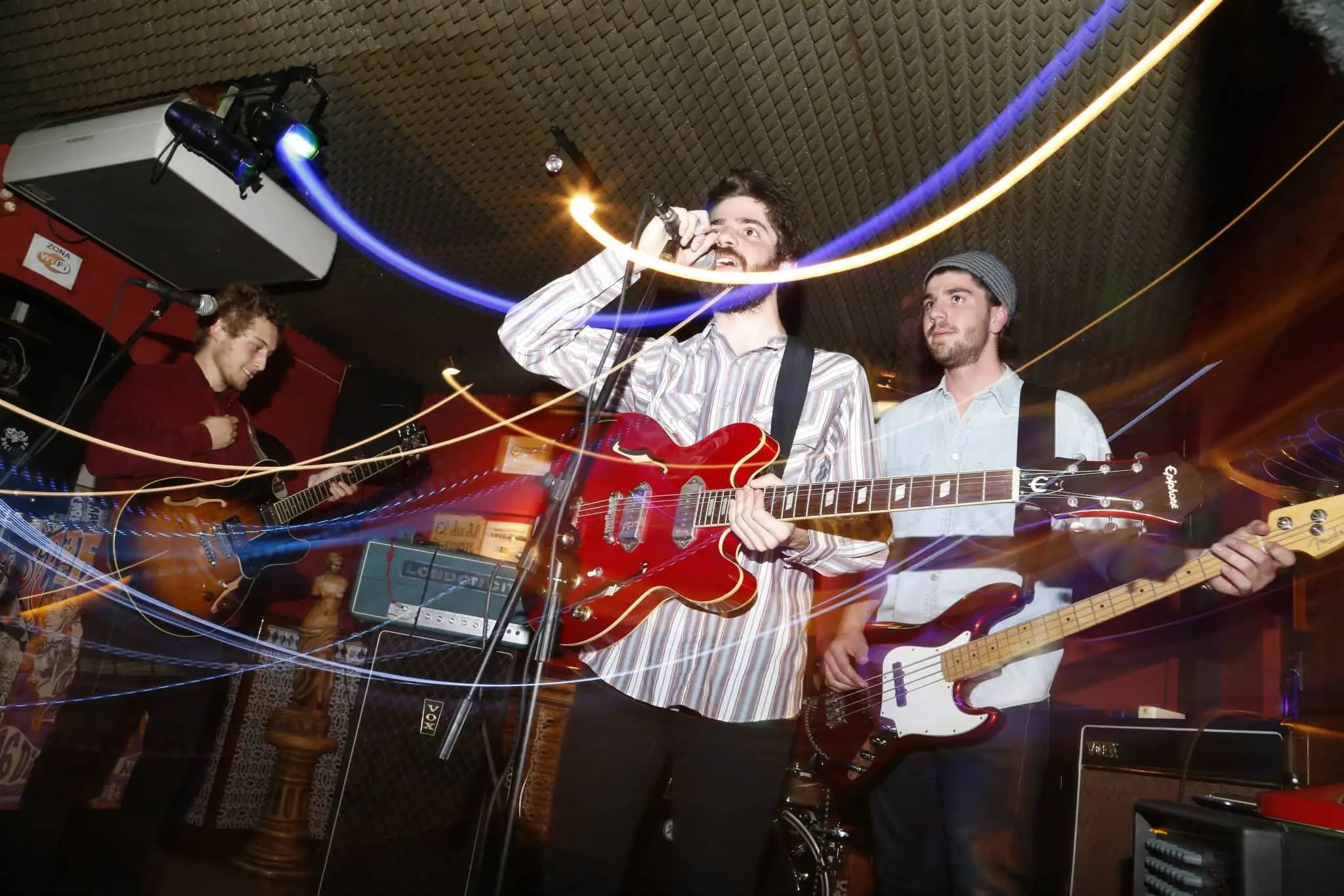 THEE VERTIGOS + THE BELL BOYS